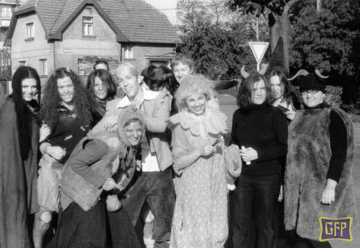 2001