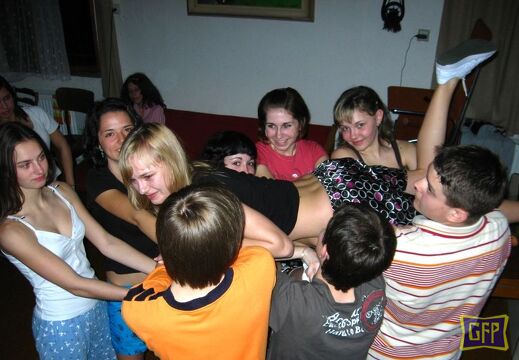 2008